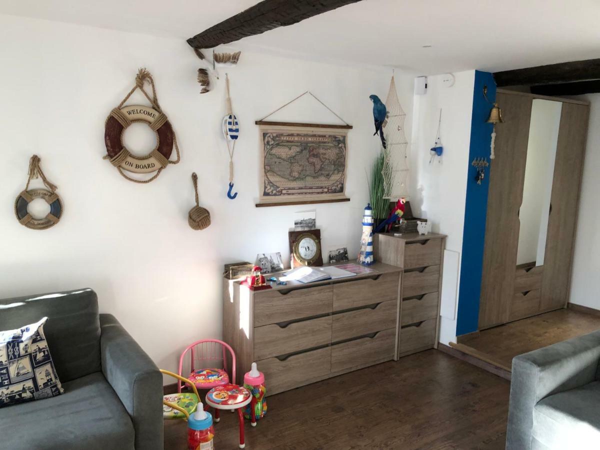 Le Petit Bateau Menton